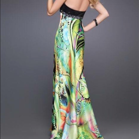 Black Sequin and Green Jeweled Print Prom Dress 00 - Picture 2 of 7